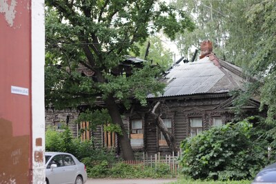 Цветной бул., 6