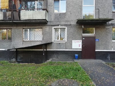 Наличник на окне пятиэтажки